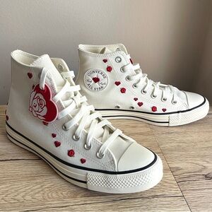 Converse Chuck Taylor Hearts And Roses High-Top Sneaker - Natural White Size 9